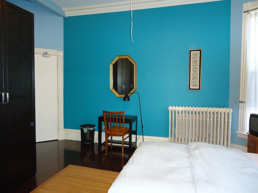 Spadina 11 Guesthouse Toronto Eksteriør bilde